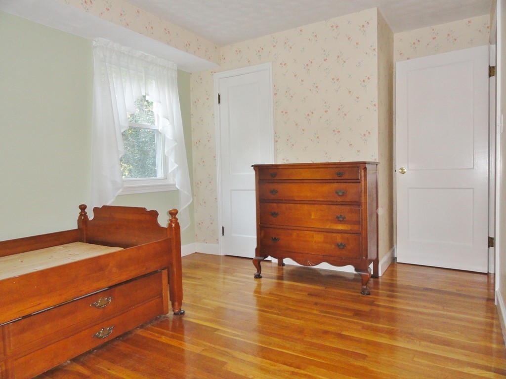 111 Homestead Road Holden, MA 01520 - Photo 19 of 27 Gallery Image 19