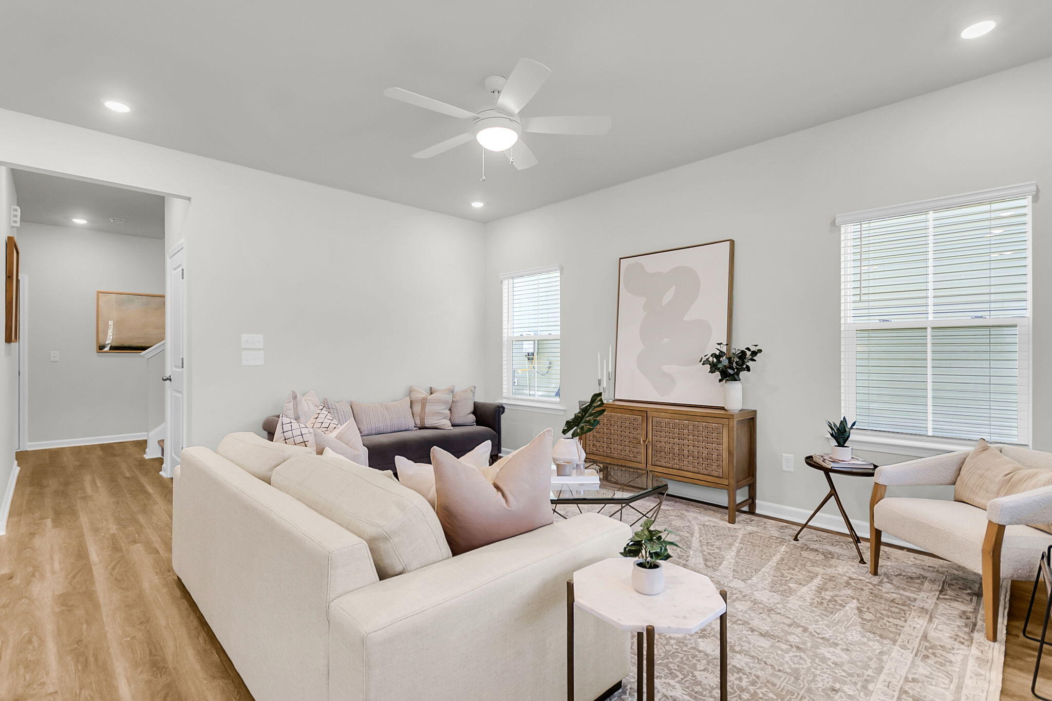 305 Clipper Court Summerville, SC 29486 - Photo 12 of 44 GREAT ROOM