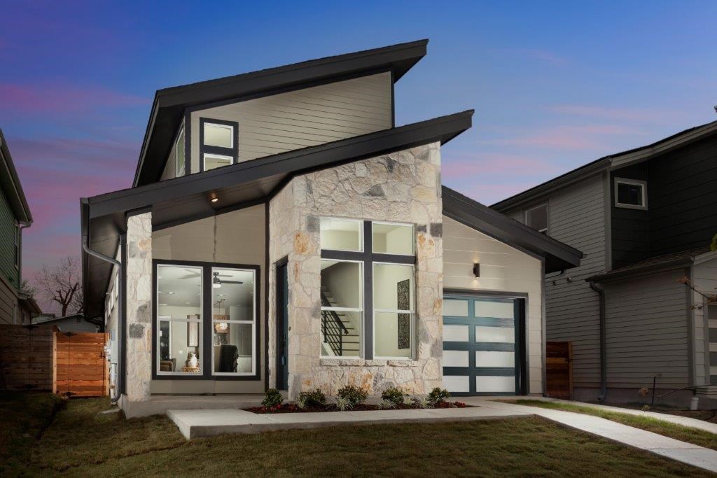 5106 Rob-Scott Street Austin, TX 78721 - Photo 1 of 1 front view of a house