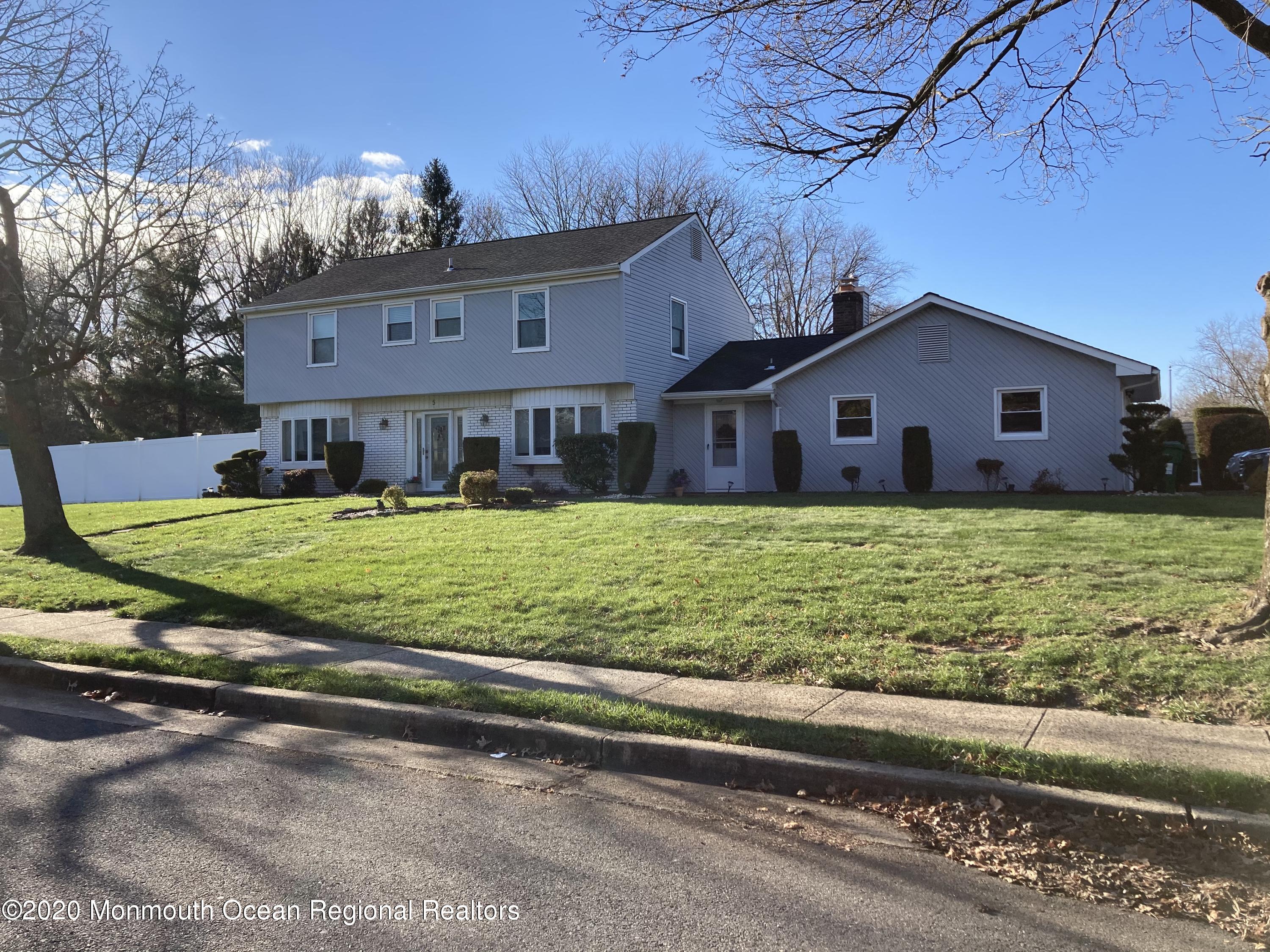 5 Concord Road Marlboro, NJ 07746 - Photo 3 of 40 Front 4
