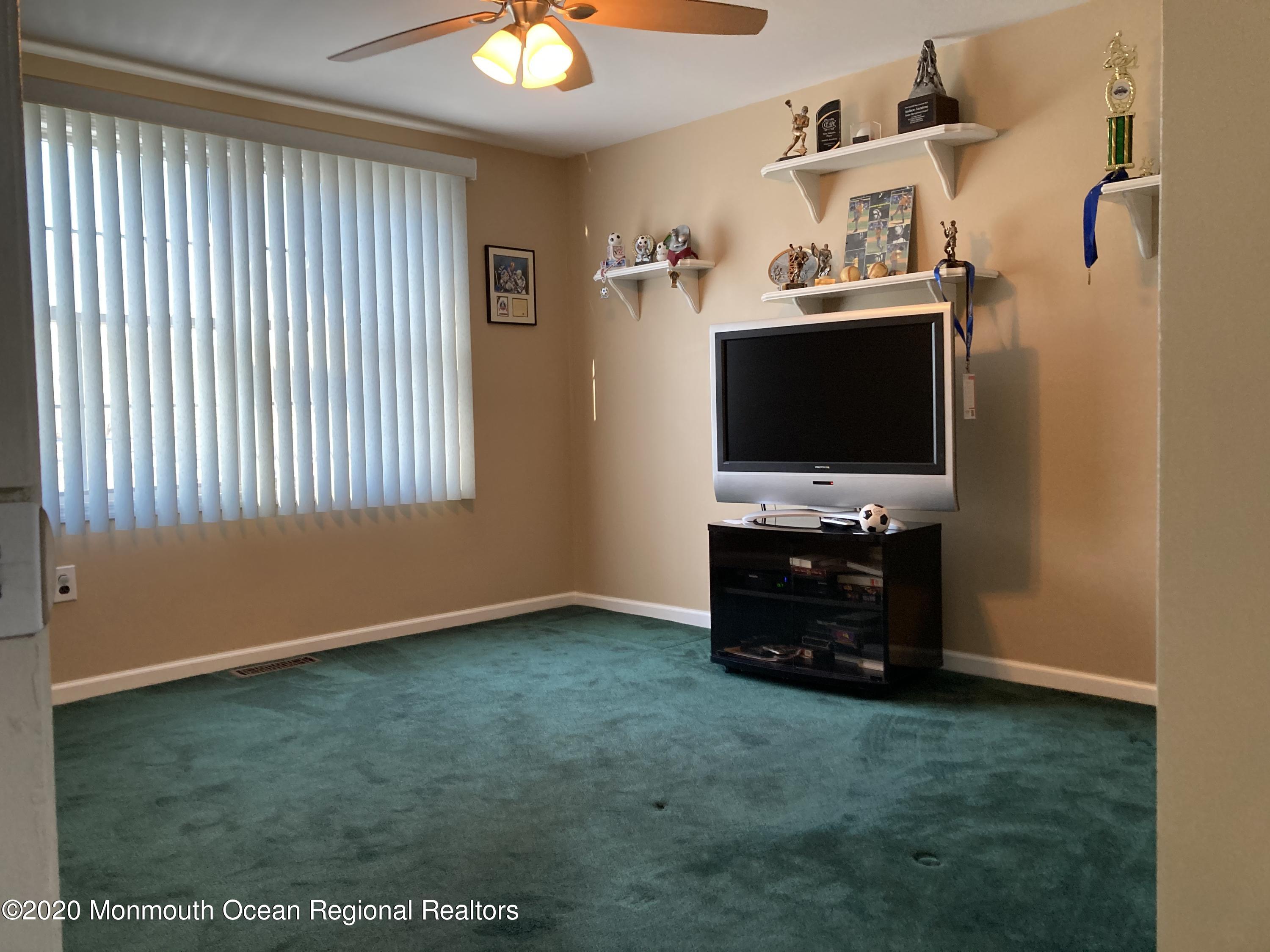 5 Concord Road Marlboro, NJ 07746 - Photo 21 of 40 Bed 3