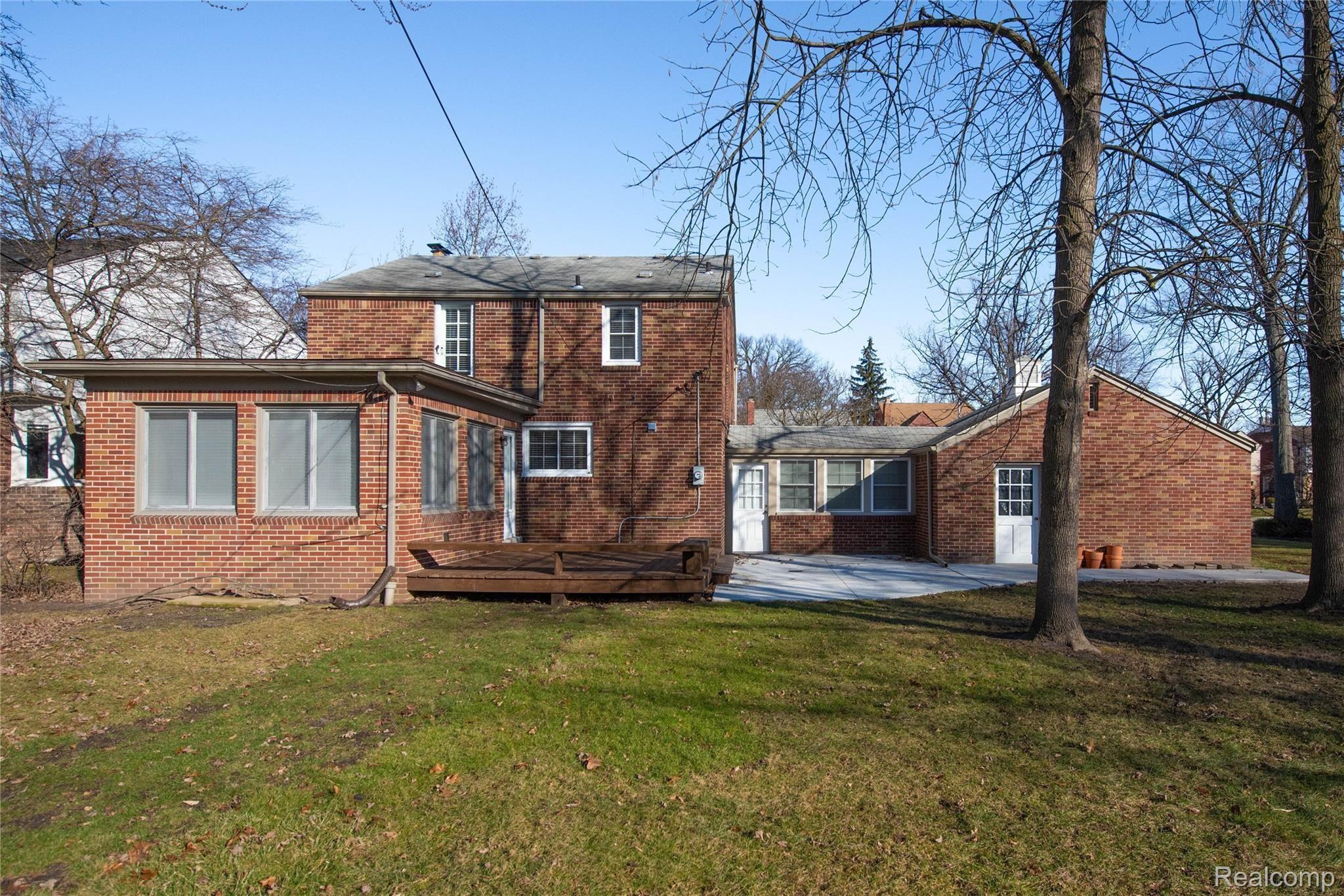 1699 Littlestone Road Grosse Pointe, MI 48236 - Photo 52 of 54 Littlestone 1699 - 50.jpg