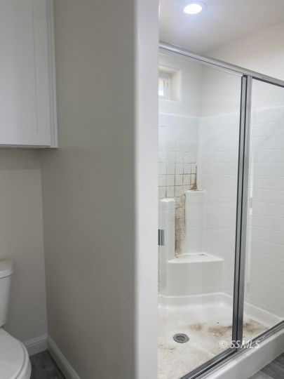 1405 Porter Street Ridgecrest, CA 93555 - Photo 19 of 23 a bathroom with a shower