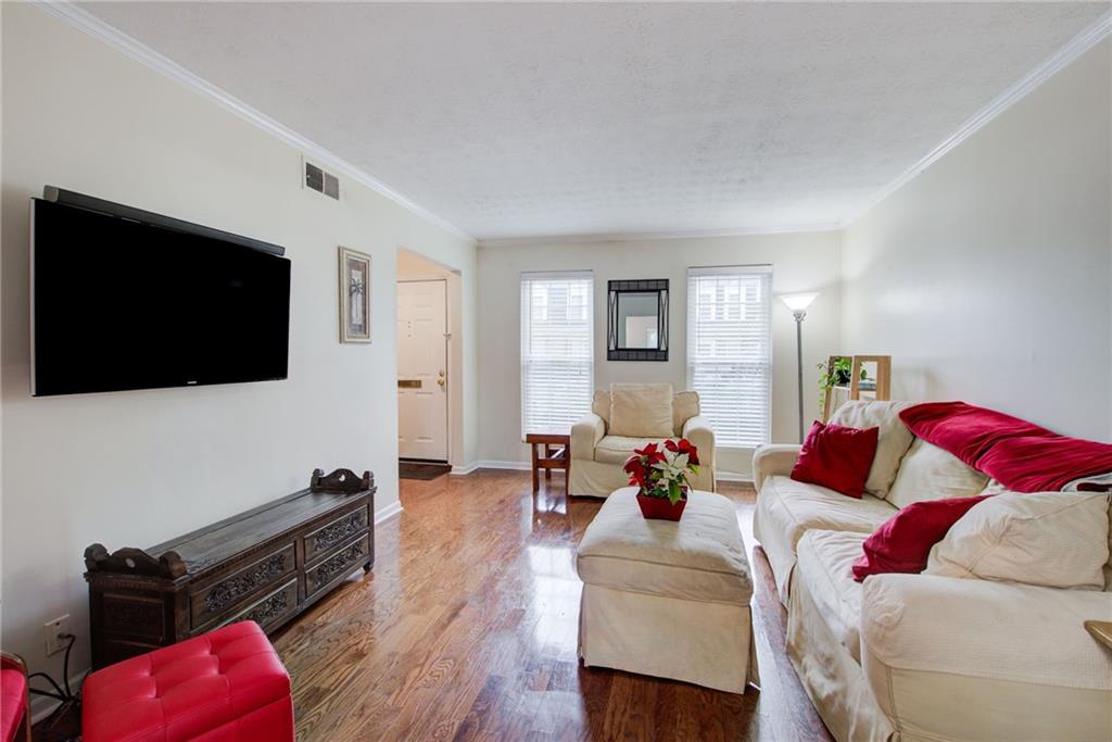 10 Market Square Place Northwest Atlanta, GA 30318 - Photo 13 of 33