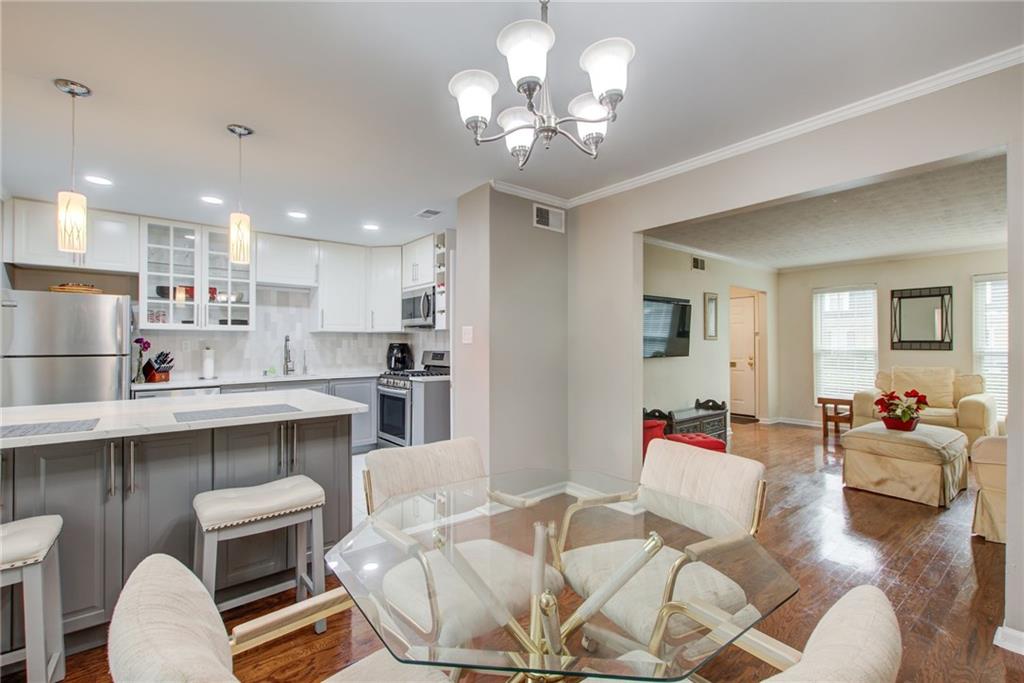 10 Market Square Place Northwest Atlanta, GA 30318 - Photo 2 of 33