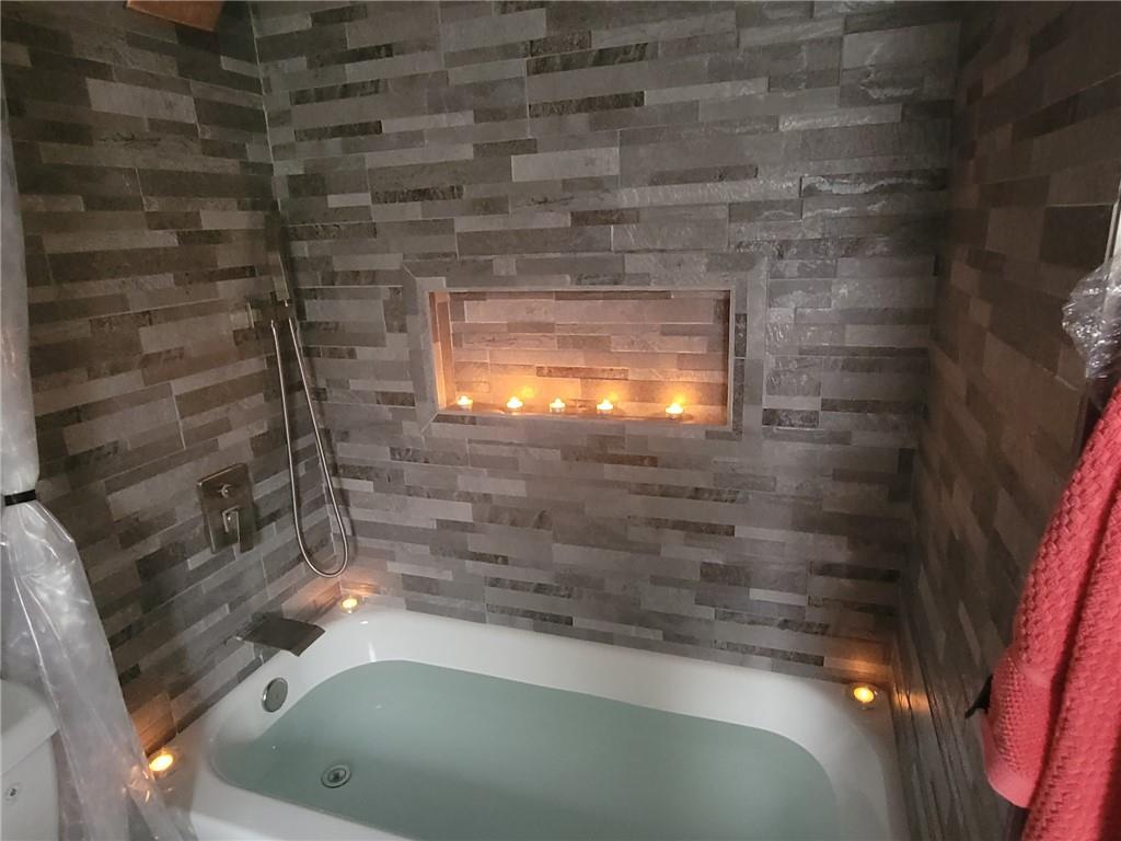 10 Market Square Place Northwest Atlanta, GA 30318 - Photo 8 of 33