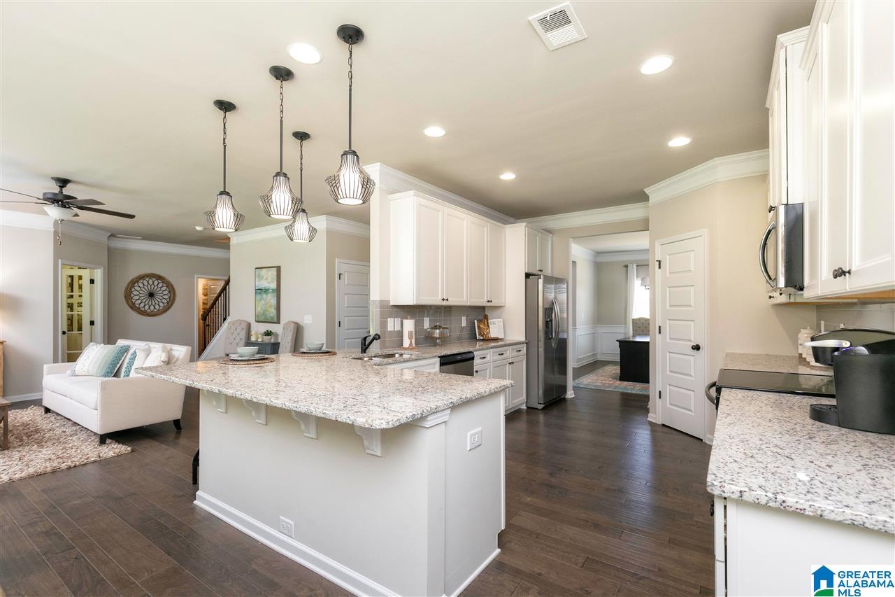 316 Country Side Circle Calera, AL 35040 - Photo 7 of 13
