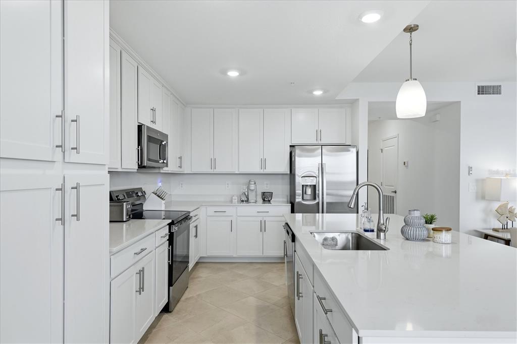 19140 Scallop Loop, Unit 102 Lakewood Ranch, FL 34211 - Photo 13 of 25