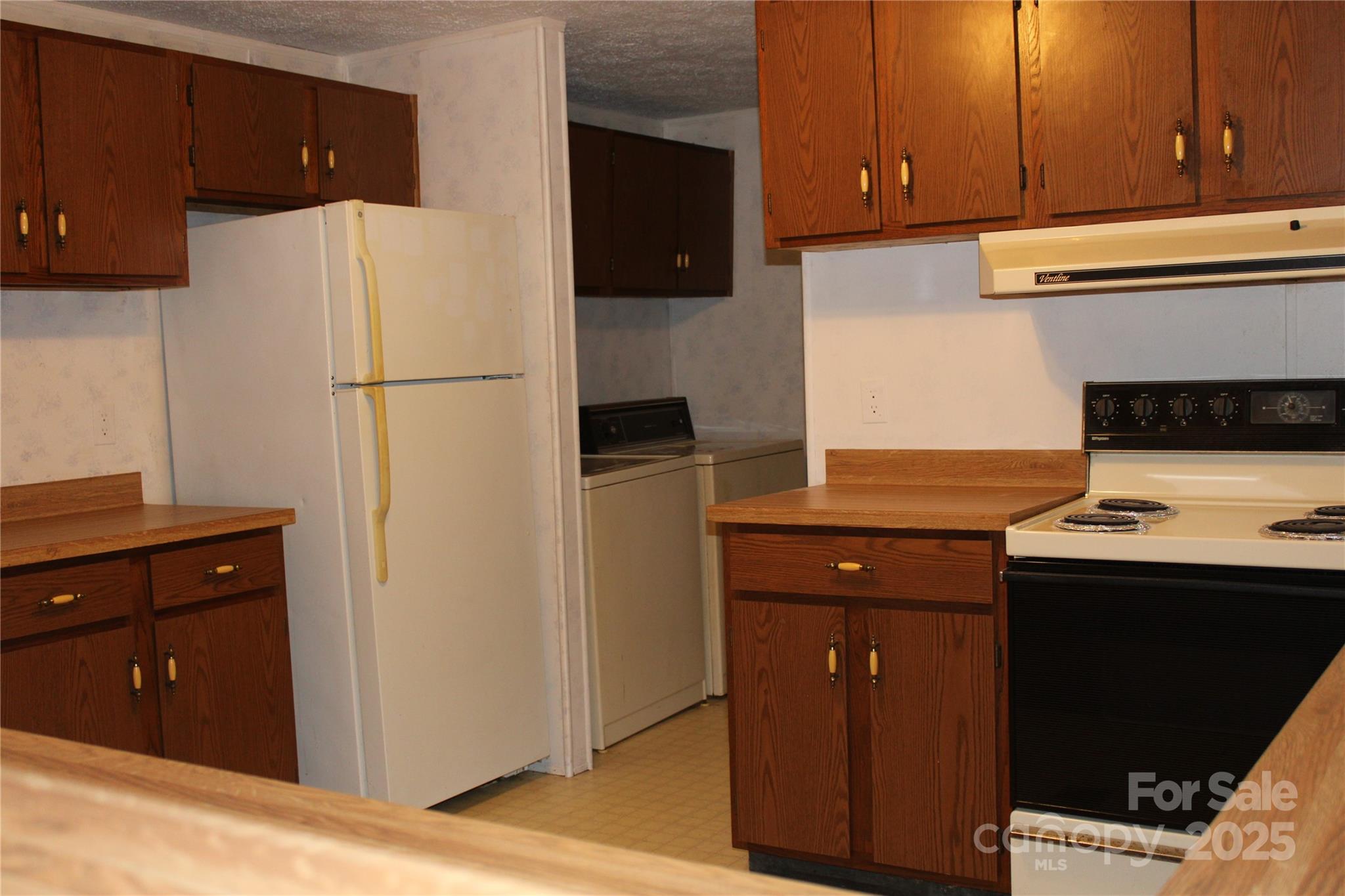 7597 Webbs Road Denver, NC 28037 - Photo 4 of 18 Gallery Image 4
