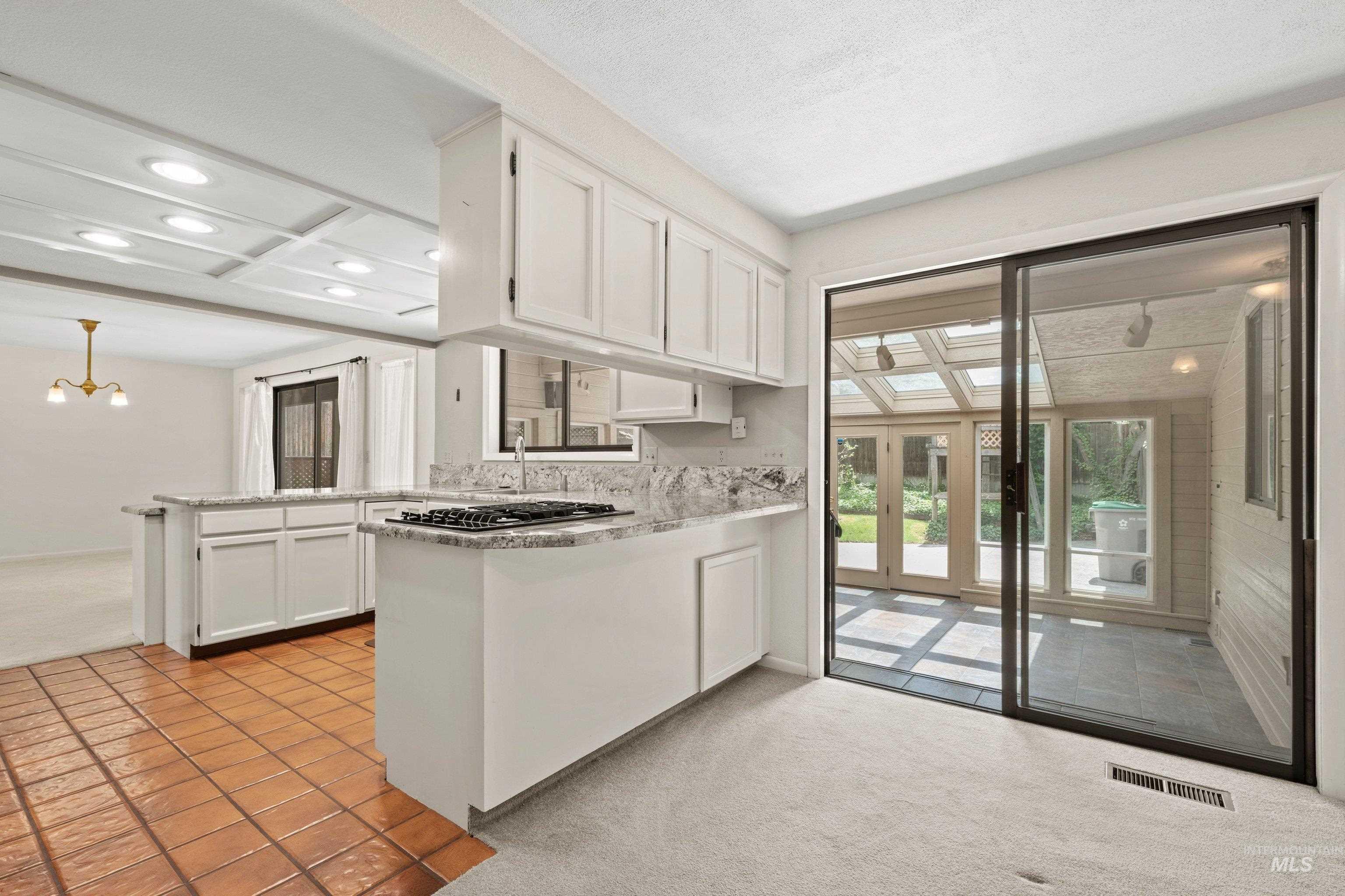 2333 East Table Rock Road Boise, ID 83712 - Photo 18 of 50