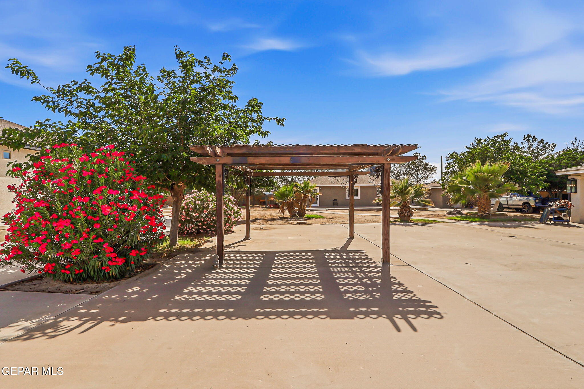 11670 Flor Del Rio Street Socorro, TX 79927 - Photo 54 of 68 30-web-or-mls-IMG_7540