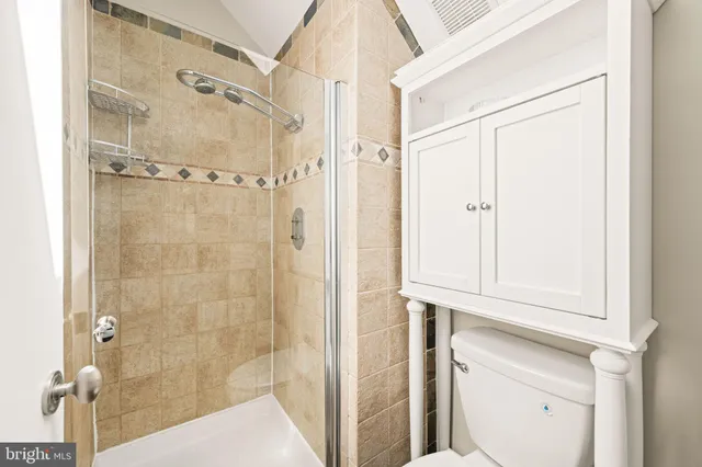 $565,000 | 156 North Bedford Street, Unit B, Arlington, VA 22201