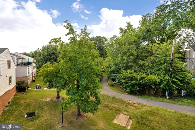 $565,000 | 156 North Bedford Street, Unit B, Arlington, VA 22201