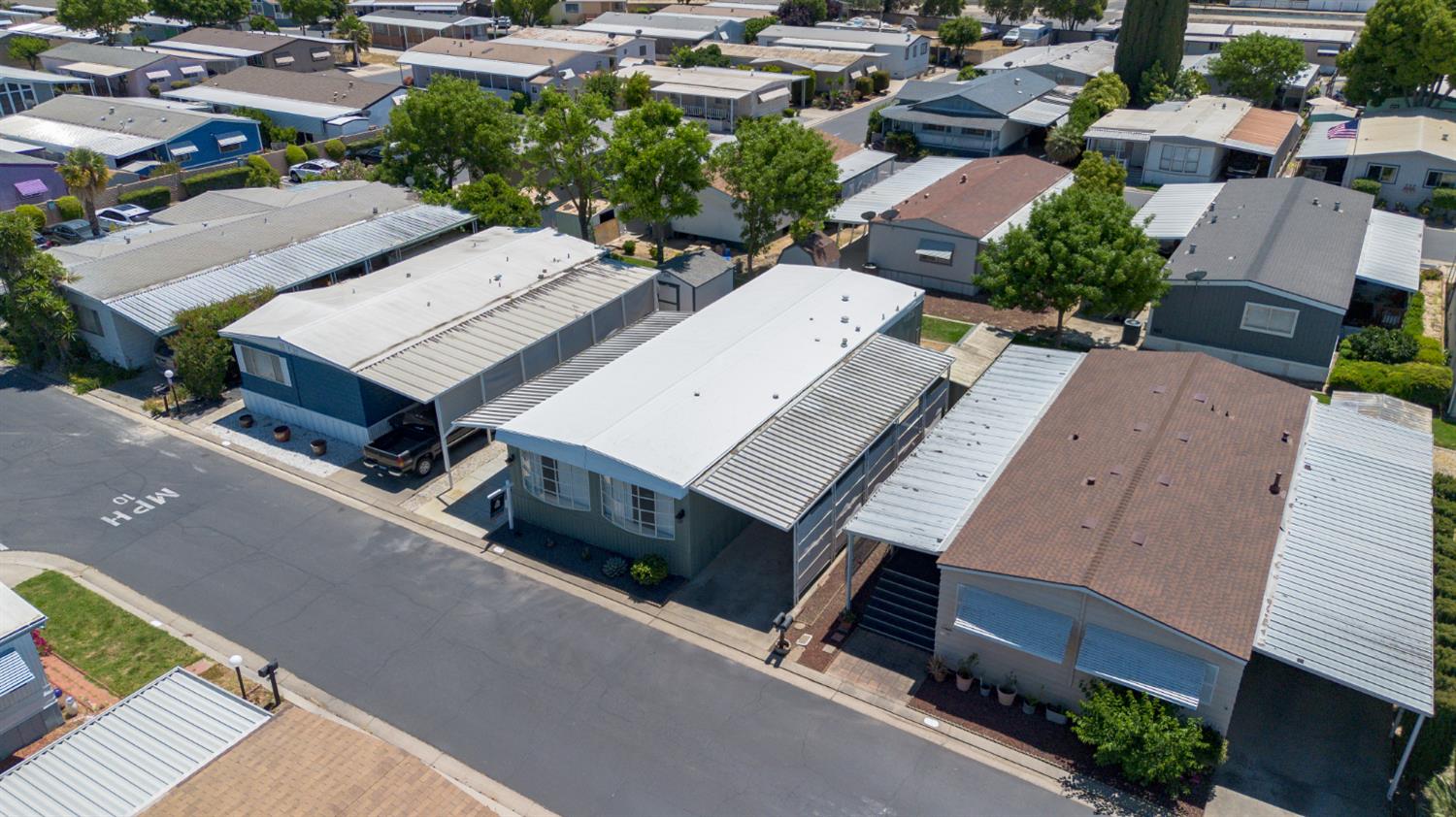 1200 South Carpenter Road, Unit 71 Modesto, CA 95351 - Photo 5 of 27 an aerial view of a house with a space