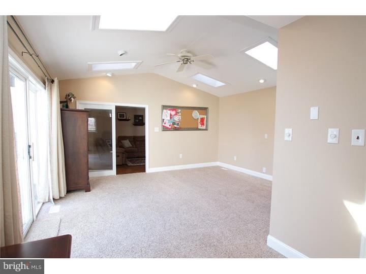 751 West Rolling Road Springfield, PA 19064 - Photo 11 of 25 In-law Suite