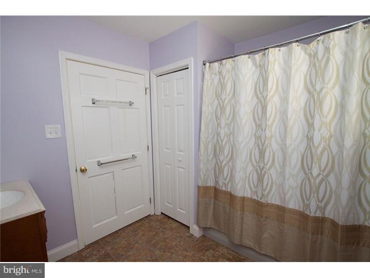 751 West Rolling Road Springfield, PA 19064 - Photo 14 of 25 In-law Suite