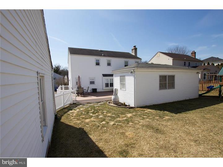 751 West Rolling Road Springfield, PA 19064 - Photo 24 of 25 Back Yard