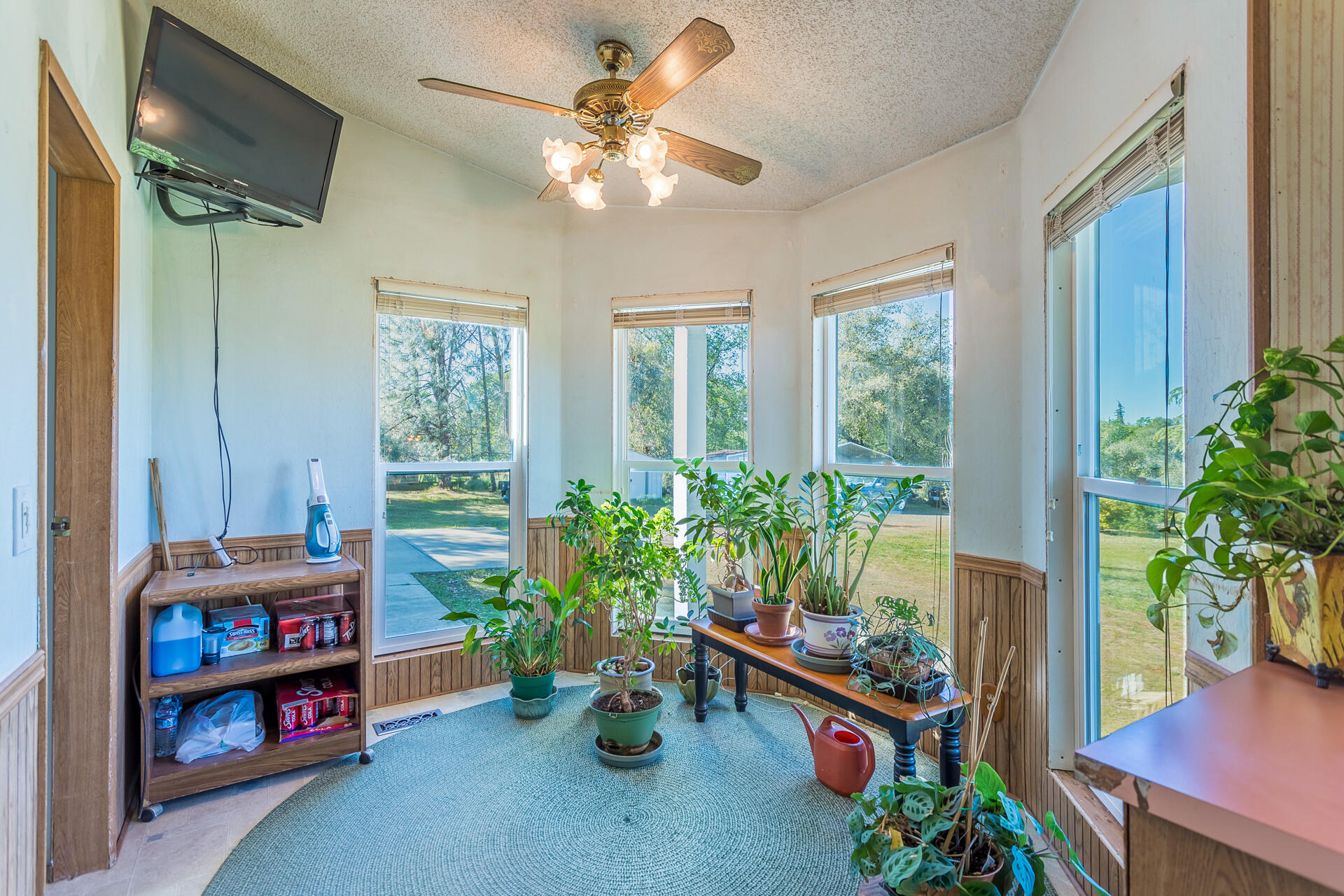 5240 Twyla Road Anderson, CA 96007 - Photo 11 of 32 28 nook