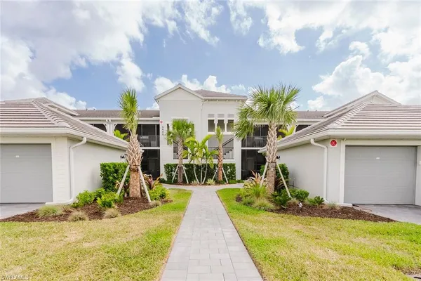 $2,595 | 5445 Double Eagle Circle, Unit 3013, Ave Maria, FL 34142