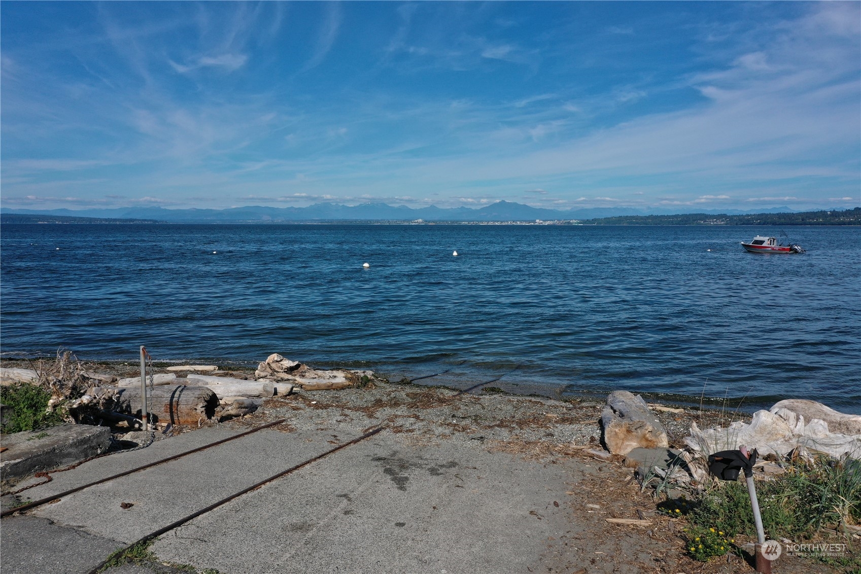 6880 Helena Street Clinton, WA 98236 - Photo 13 of 14