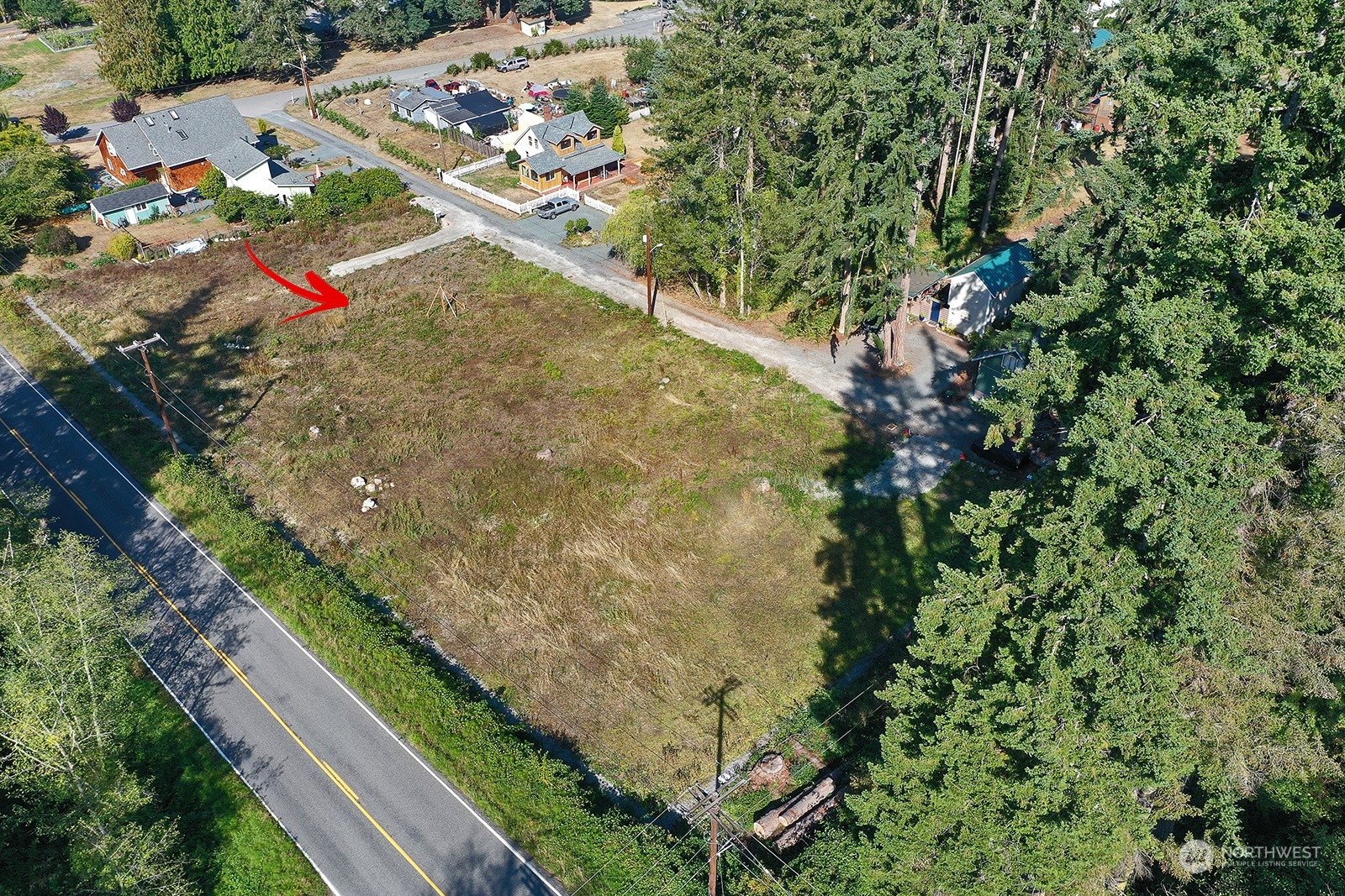 6880 Helena Street Clinton, WA 98236 - Photo 4 of 14 a view of houses with yard