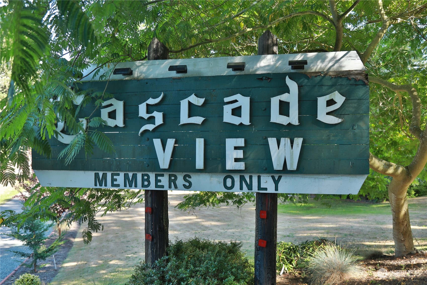 6880 Helena Street Clinton, WA 98236 - Photo 7 of 14 a view of street sign