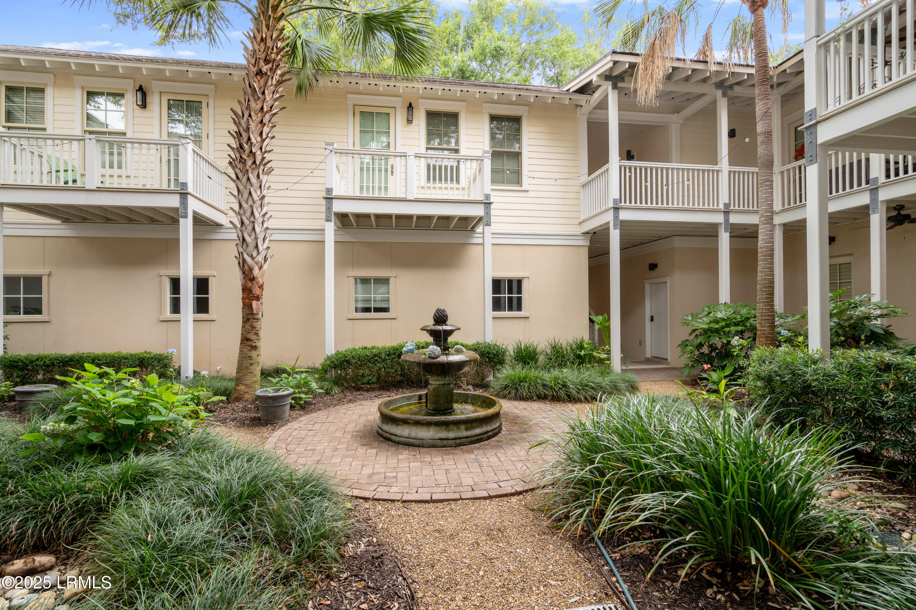 16 Jade Street, Unit A Beaufort, SC 29907 - Photo 4 of 57 16 Jade-4