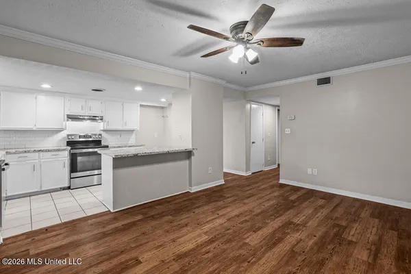 $269,500 | 5 Dove Way Circle, Clinton, MS 39056