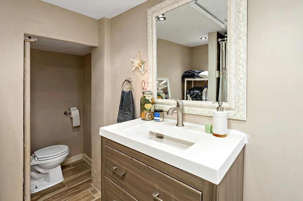 1265 Brinton Road Pittsburgh, PA 15221 - Photo 29 of 36 Gallery Image 29