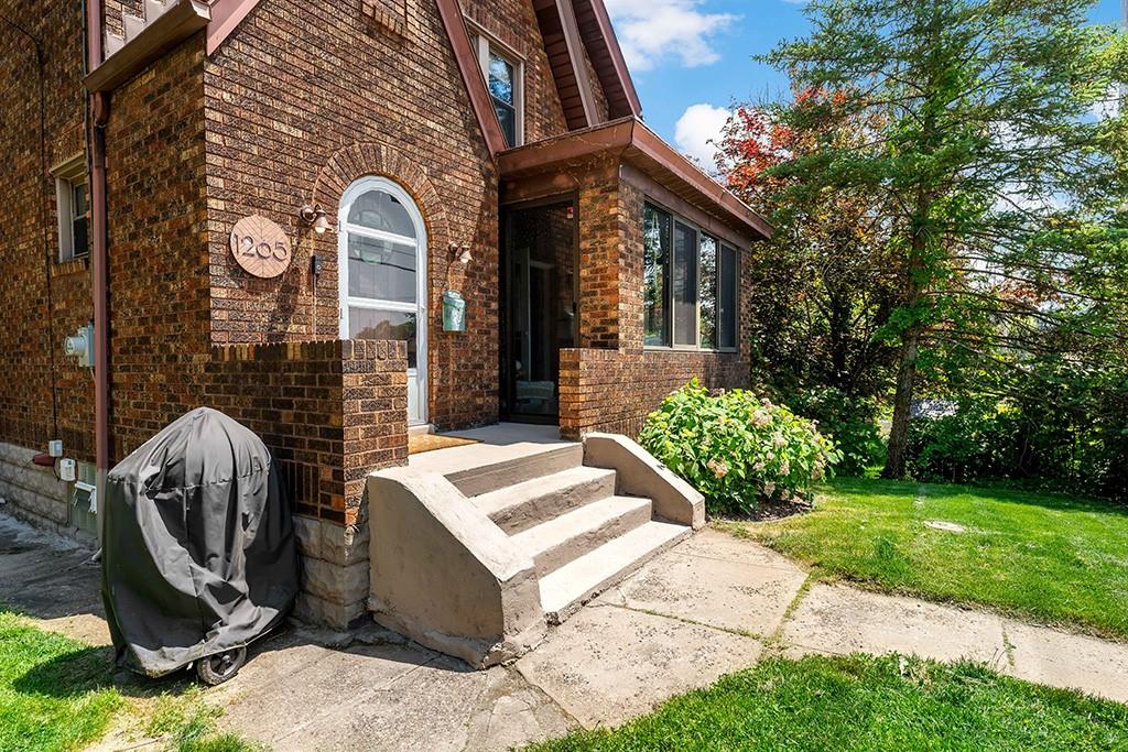 1265 Brinton Road Pittsburgh, PA 15221 - Photo 31 of 36 Gallery Image 31