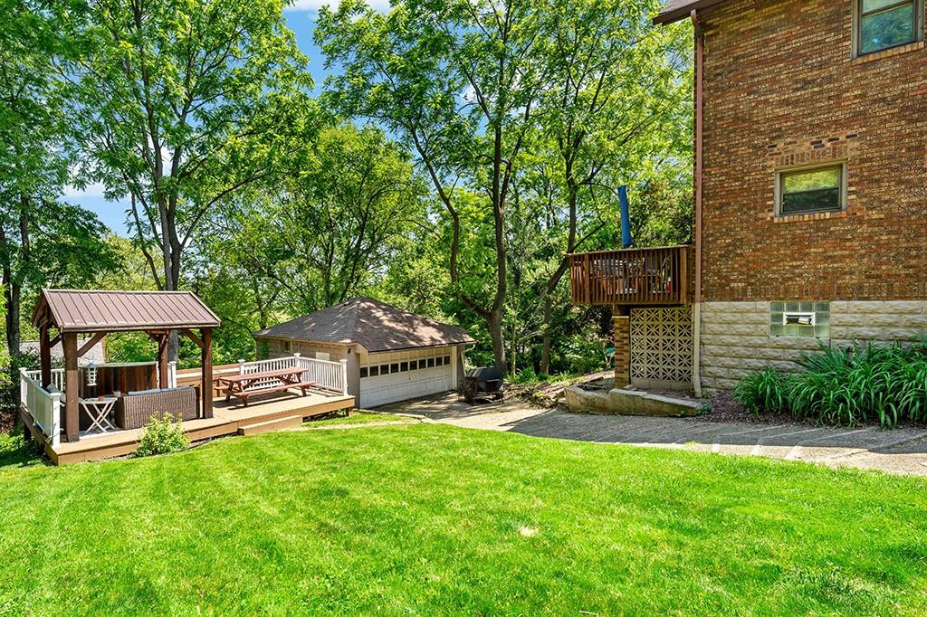 1265 Brinton Road Pittsburgh, PA 15221 - Photo 32 of 36 Gallery Image 32
