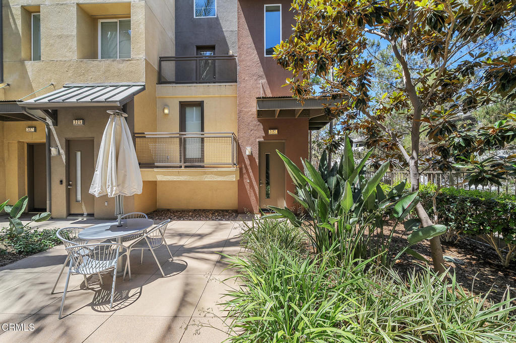 573 Rockefeller Irvine, CA 92612 - Photo 4 of 39 DSC03557