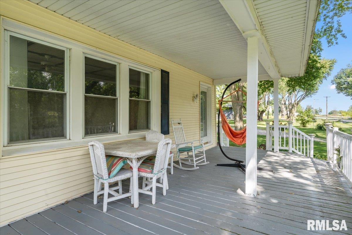 6985 Barclay Road Sherman, IL 62684 - Photo 11 of 50 Gallery Image 11