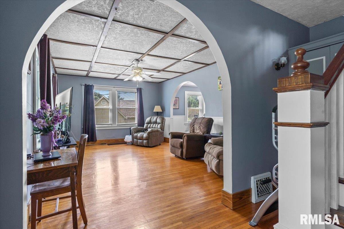 6985 Barclay Road Sherman, IL 62684 - Photo 12 of 50 Gallery Image 12