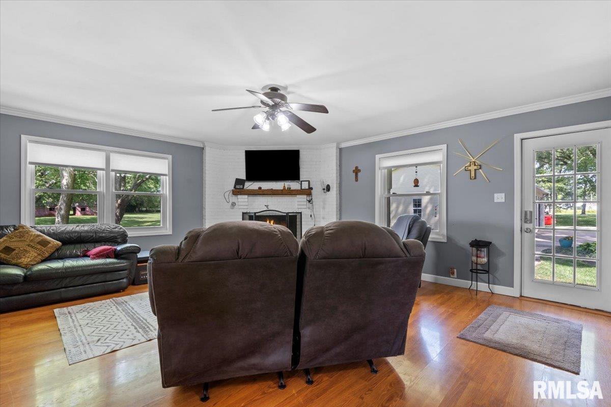6985 Barclay Road Sherman, IL 62684 - Photo 21 of 50 Gallery Image 21