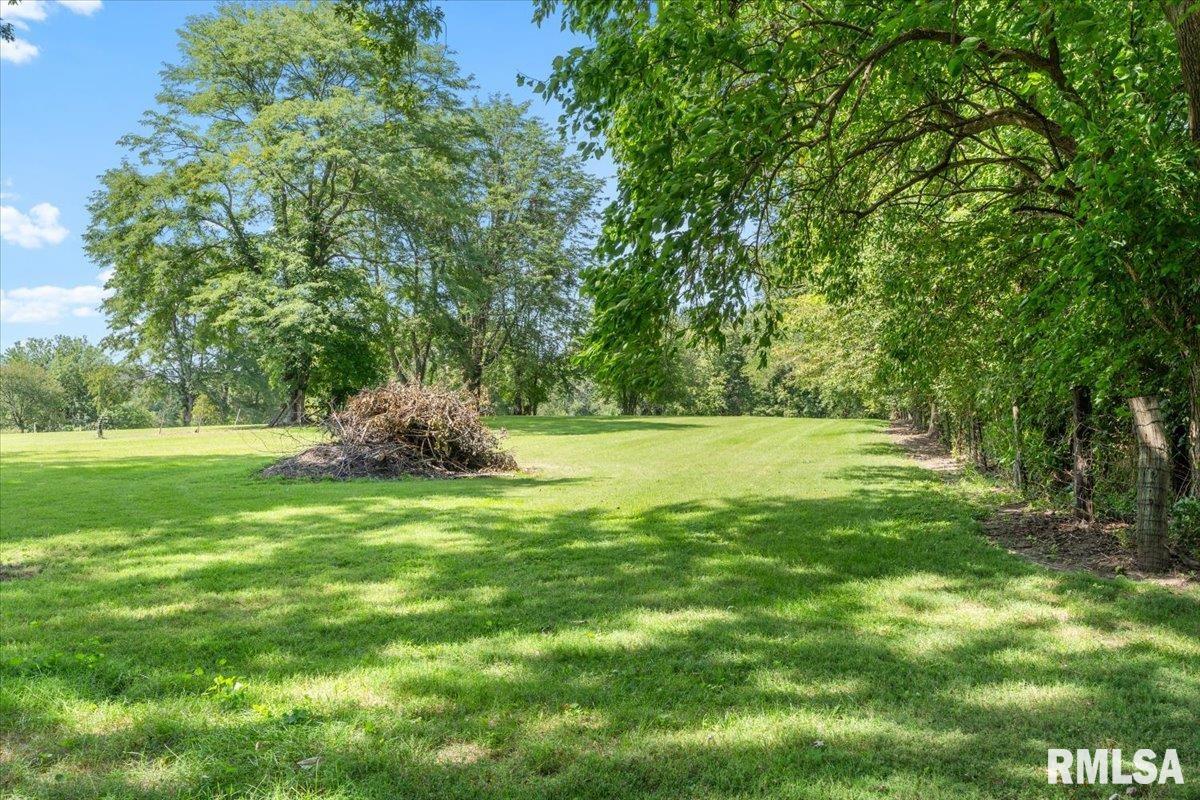 6985 Barclay Road Sherman, IL 62684 - Photo 43 of 50 Gallery Image 43