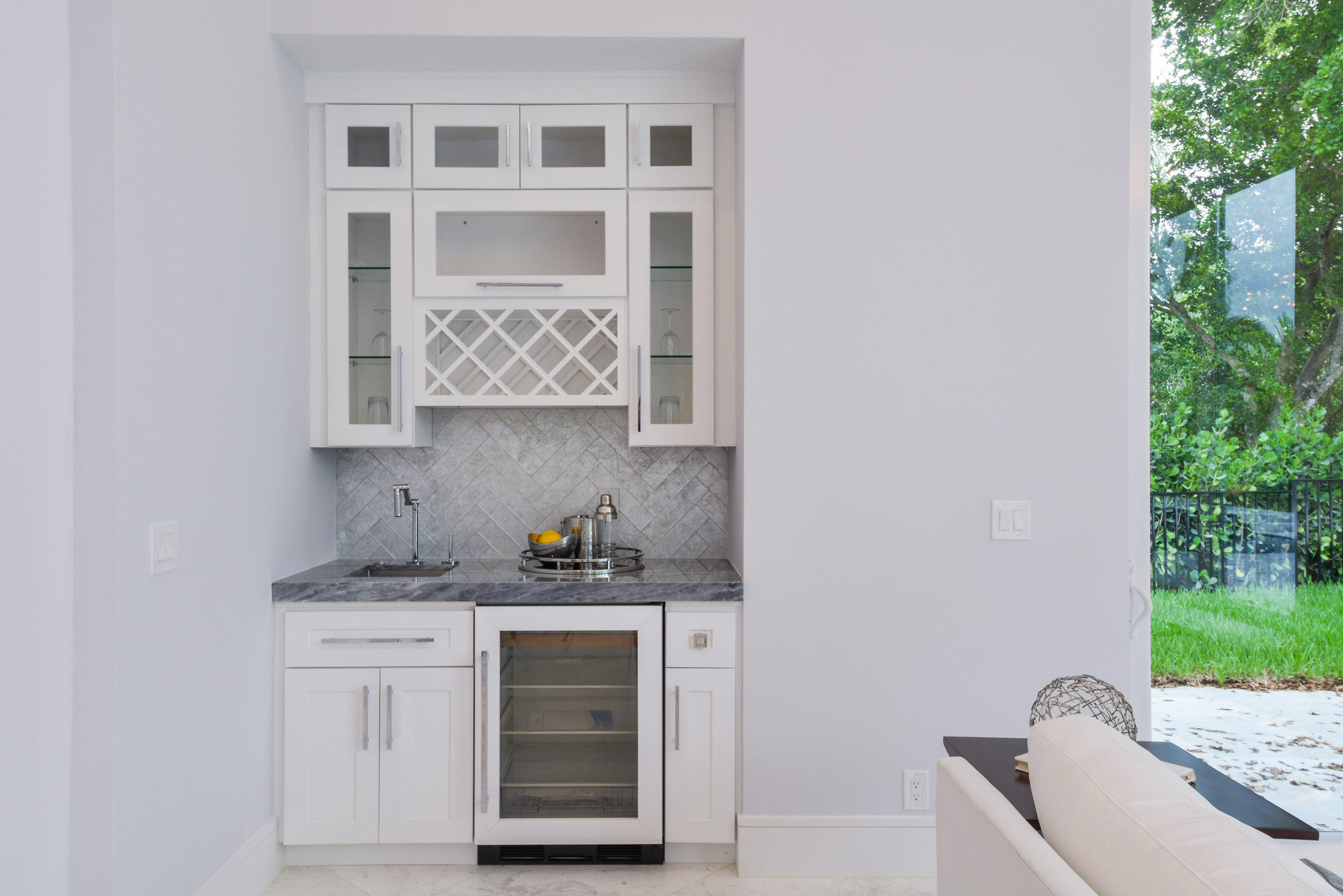 7717 Fenwick Place Boca Raton, FL 33496 - Photo 16 of 79 wet bar