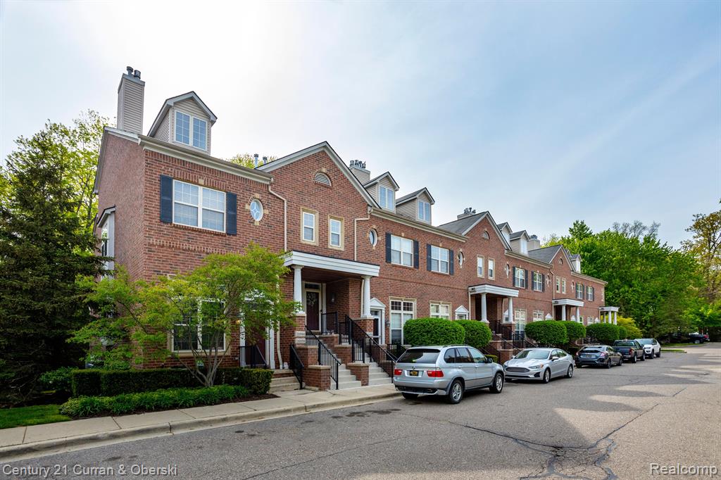 16944 Farmington Road, Unit 22 Livonia, MI 48154 - Photo 19 of 25