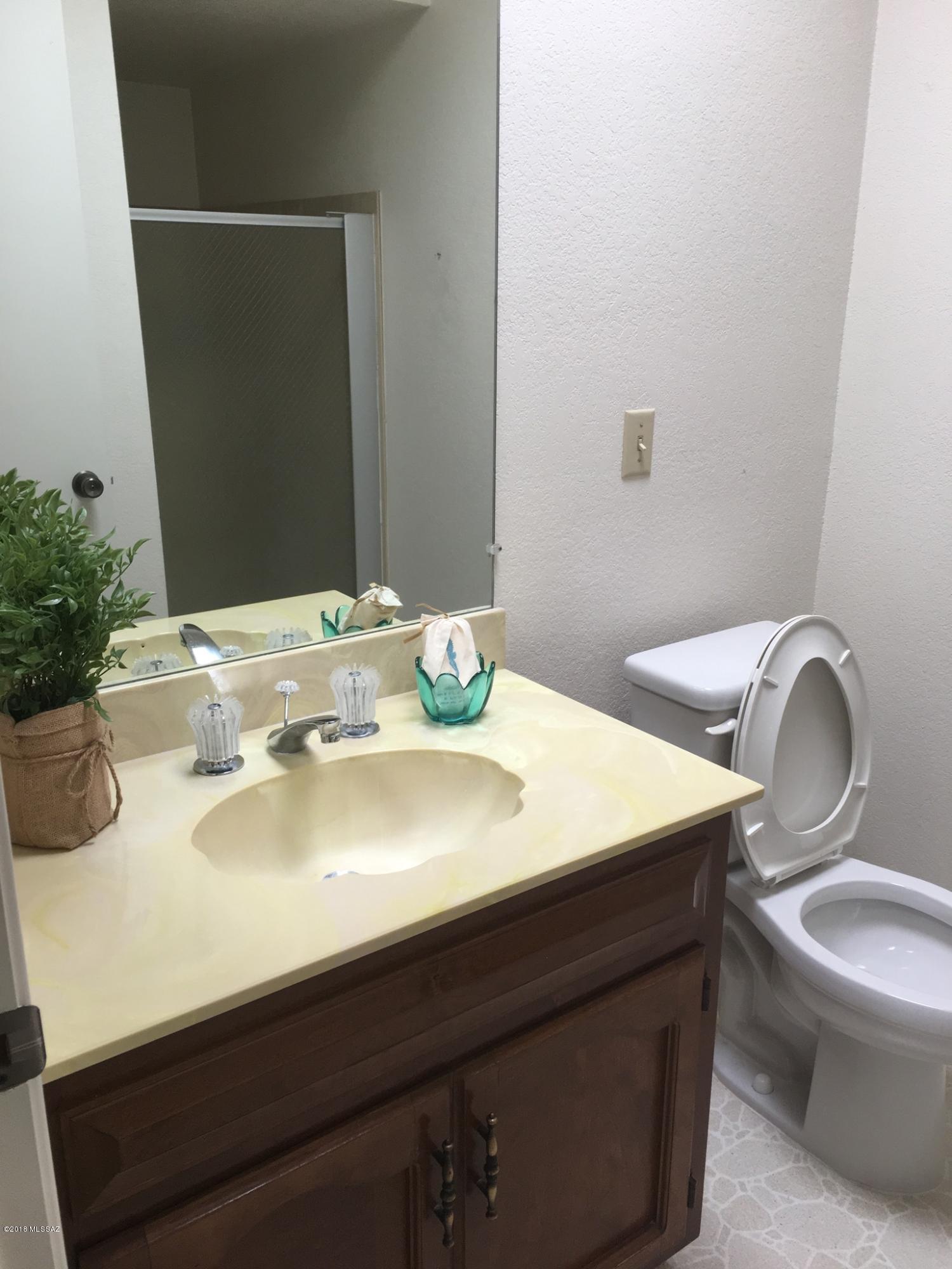 285 South Kolb Road, Unit 24 Tucson, AZ 85710 - Photo 18 of 19