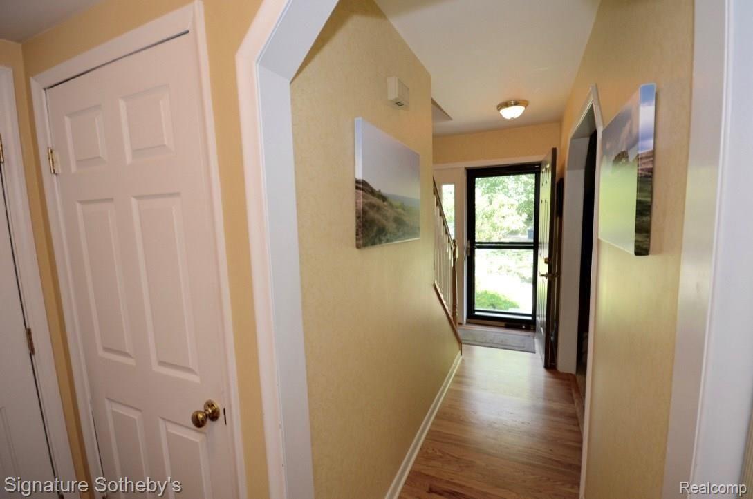 8777 Foster Road Clarkston, MI 48346 - Photo 12 of 21 16.jpg