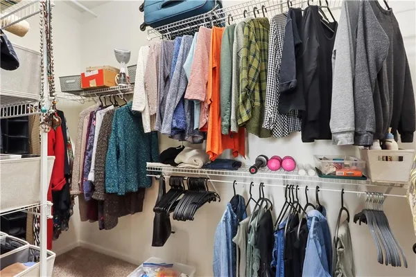 $399,500 | 15816 Robinson Street, Overland Park, KS 66223