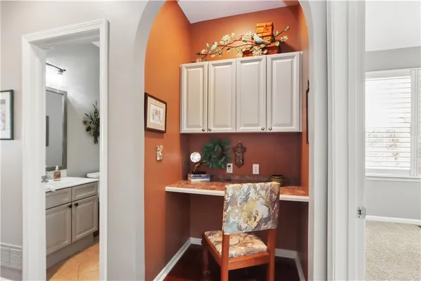 $399,500 | 15816 Robinson Street, Overland Park, KS 66223