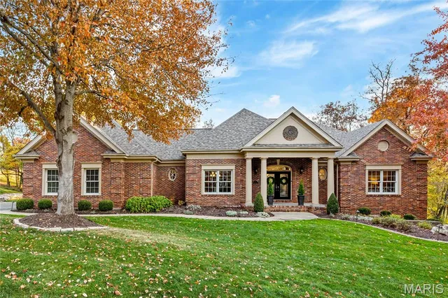 $979,000 | 7 Whitmoor Court, Weldon Spring, MO 63304