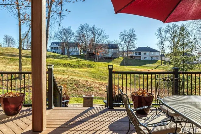 $979,000 | 7 Whitmoor Court, Weldon Spring, MO 63304