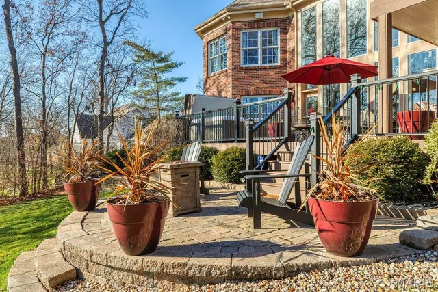 $979,000 | 7 Whitmoor Court, Weldon Spring, MO 63304