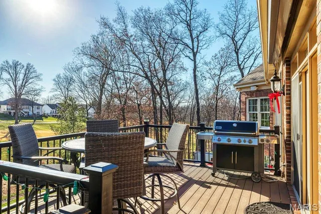 $979,000 | 7 Whitmoor Court, Weldon Spring, MO 63304