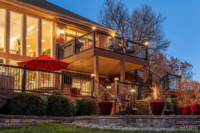 $979,000 | 7 Whitmoor Court, Weldon Spring, MO 63304