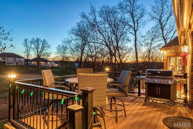 $979,000 | 7 Whitmoor Court, Weldon Spring, MO 63304