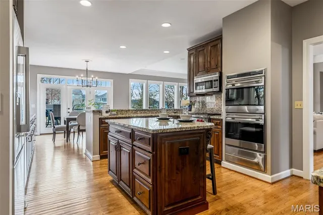 $979,000 | 7 Whitmoor Court, Weldon Spring, MO 63304