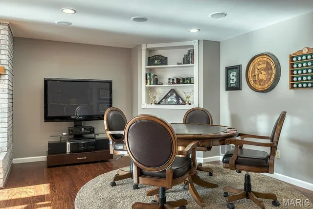 $979,000 | 7 Whitmoor Court, Weldon Spring, MO 63304